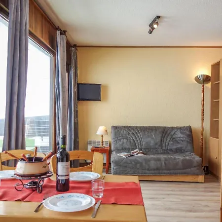 Apartment Les Pistes - Lavachet-2 By Interhome