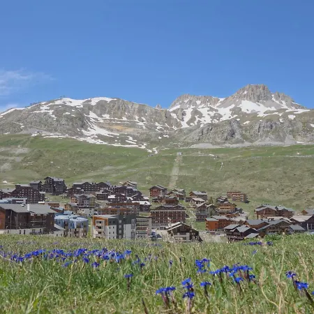 Apartment Apartment Les Pistes - Lavachet-2 By Interhome Tignes