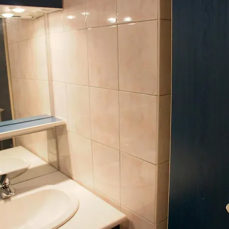 Apartment Les Pistes - Lavachet-2 By Interhome Apartment *