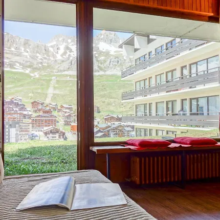 Apartamento Les Pistes - Lavachet-2 By Interhome Tignes