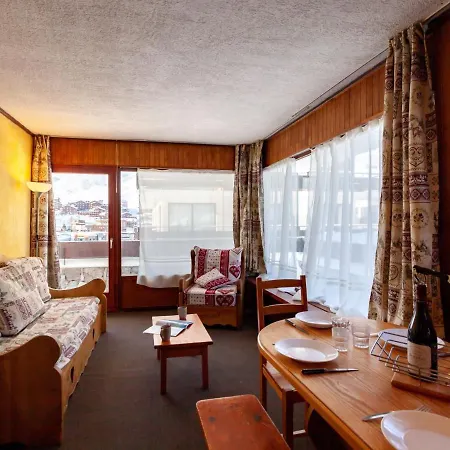Apartment Les Pistes - Lavachet-2 By Interhome